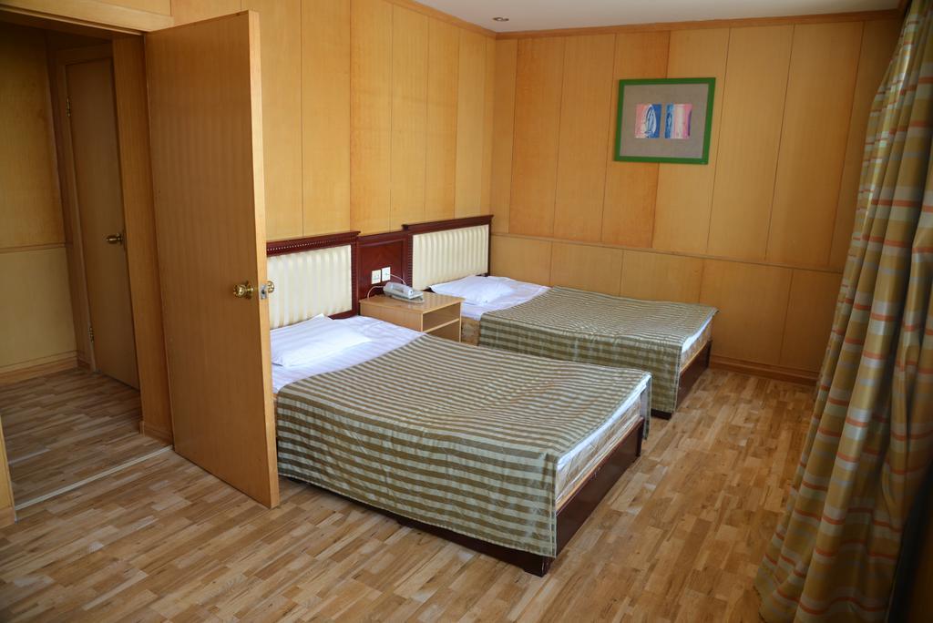 Zaluuchuud Hotel Oulan-Bator Extérieur photo